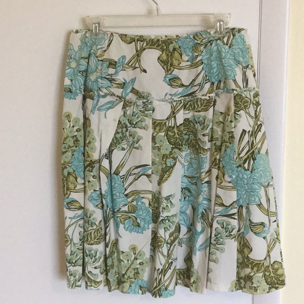 Ann Taylor Loft skirt - Picture 2 of 4